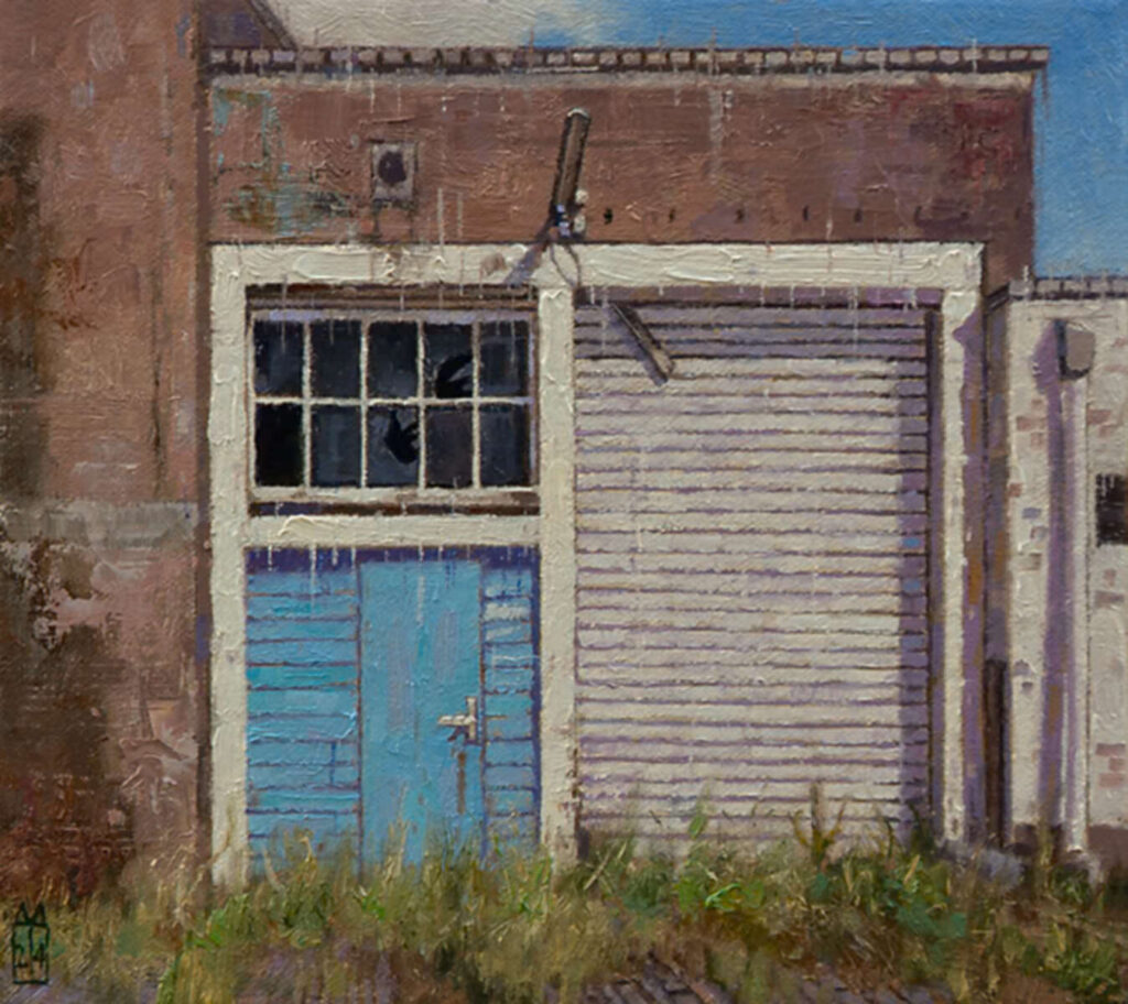 René Tweehuysen Oude fabriek, blauwe deur olieverf en tempera op doek op blokpaneel